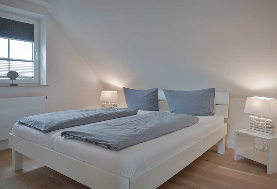 Schlafzimmer für 2 Personen mit Doppelbett