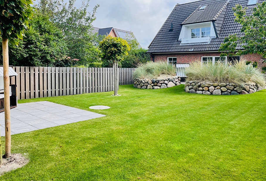 Eigener und gepflegter Garten zum Ferienhaus