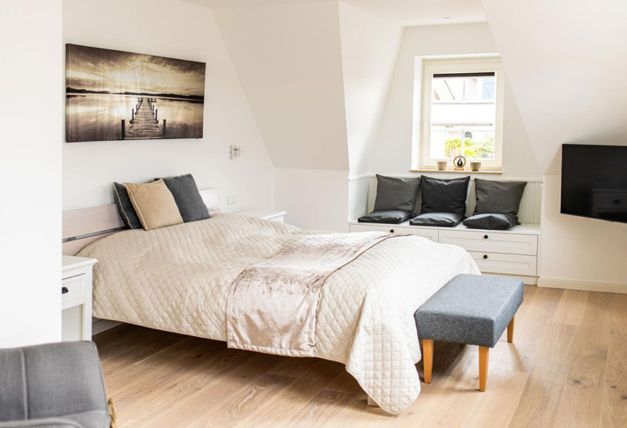 Schlafzimmer für 2 Personen im Giebelzimmer